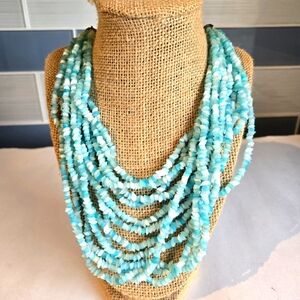 Elegant Turquoise Beaded Necklace